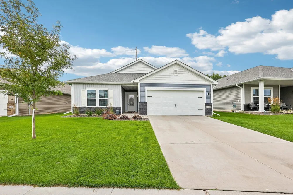 5475 395th Street North Branch, MN 55056