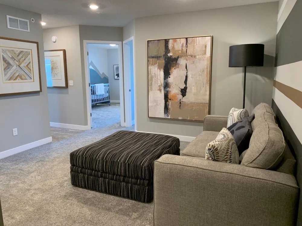 4825 Martingale Drive Woodbury, MN 55129