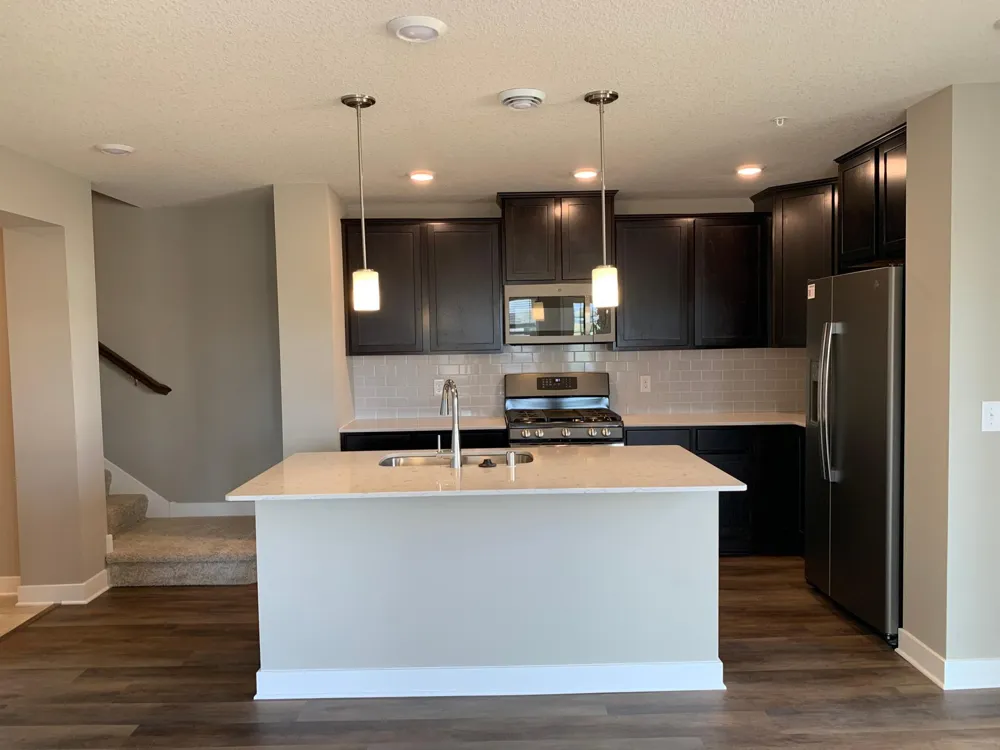4825 Martingale Drive Woodbury, MN 55129