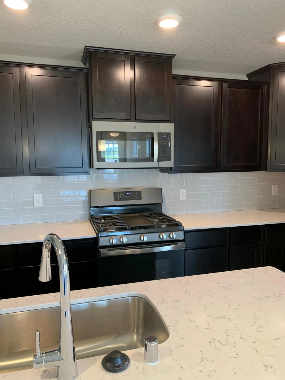 4825 Martingale Drive Woodbury, MN 55129