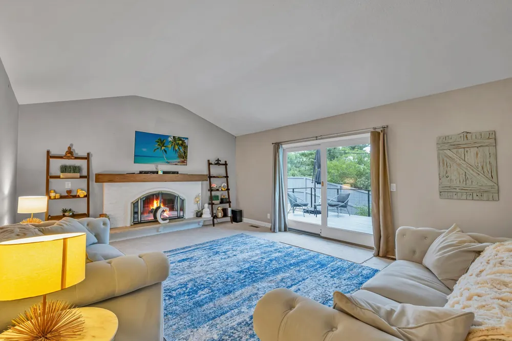 7001 Lanham Lane Edina, MN 55439