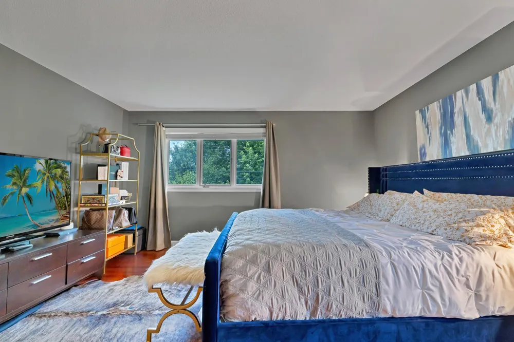 7001 Lanham Lane Edina, MN 55439