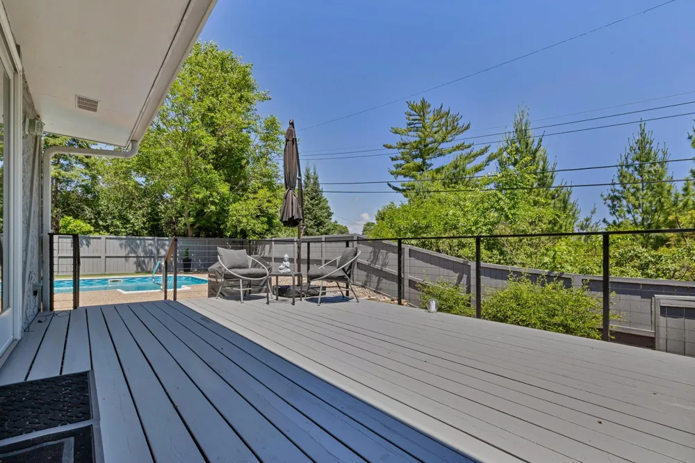 7001 Lanham Lane Edina, MN 55439