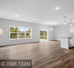 10597 Goodview Avenue S Cottage Grove, MN 55016