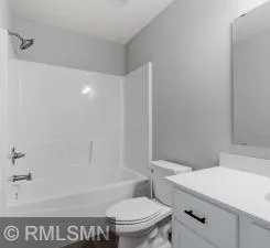 10597 Goodview Avenue S Cottage Grove, MN 55016