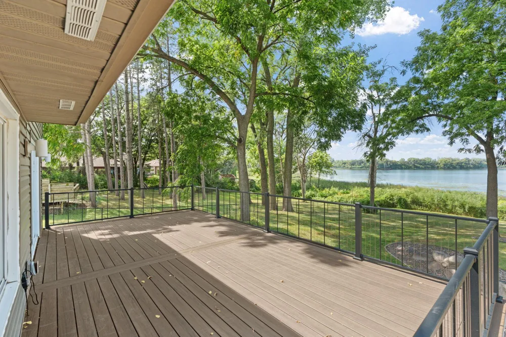 4337 Old Highway 10 Arden Hills, MN 55112