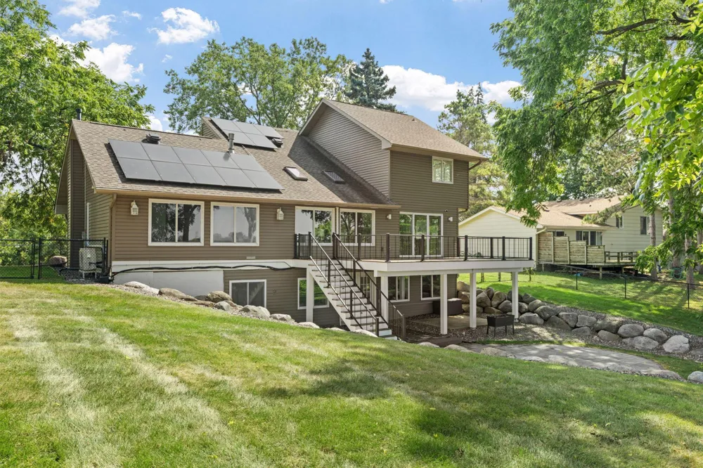 4337 Old Highway 10 Arden Hills, MN 55112