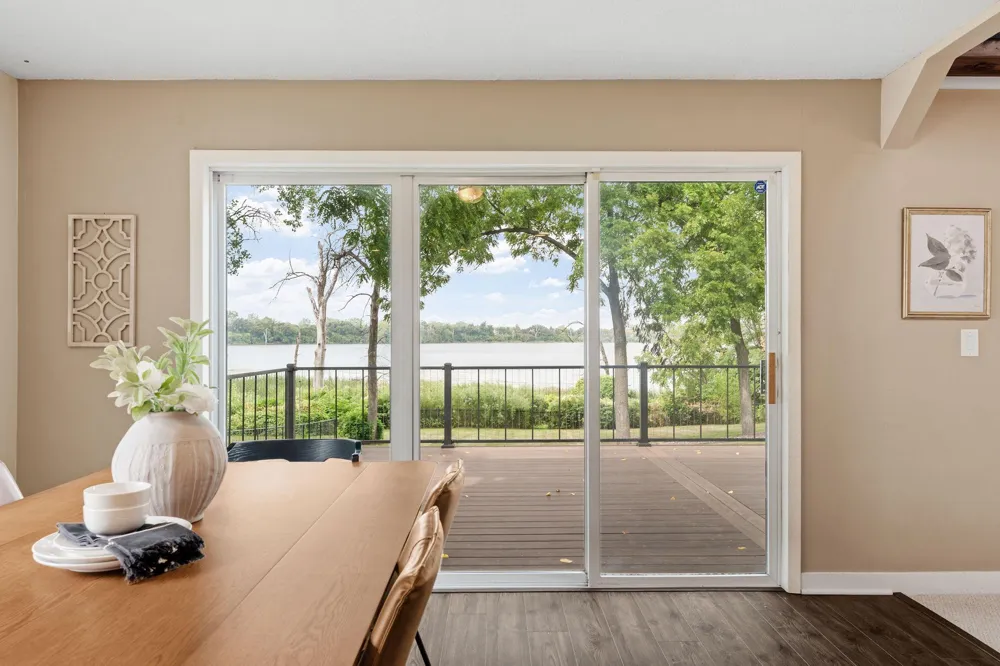 4337 Old Highway 10 Arden Hills, MN 55112