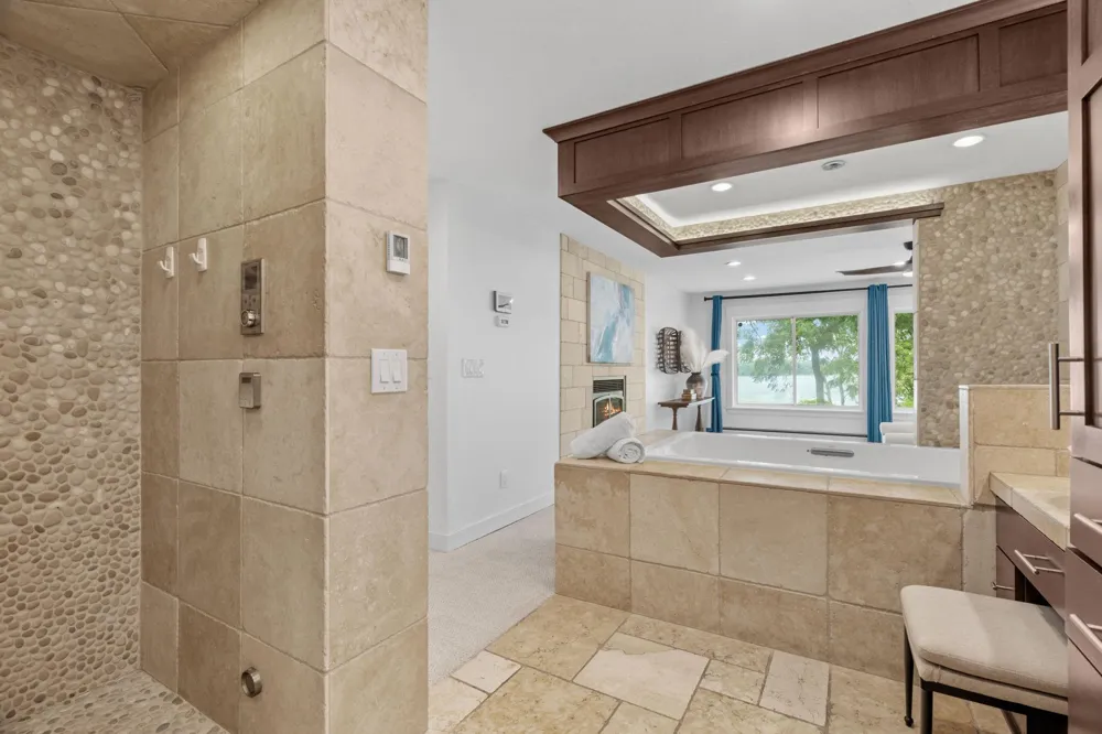4337 Old Highway 10 Arden Hills, MN 55112