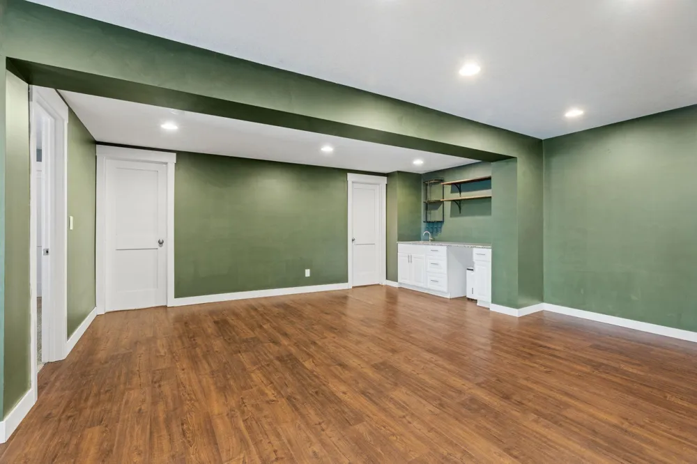 4337 Old Highway 10 Arden Hills, MN 55112