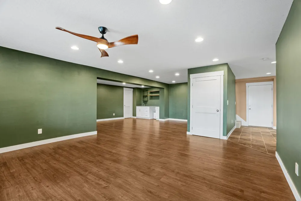 4337 Old Highway 10 Arden Hills, MN 55112