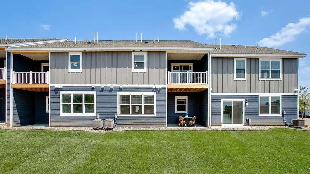17549 Driscoll Place Lakeville, MN 55044