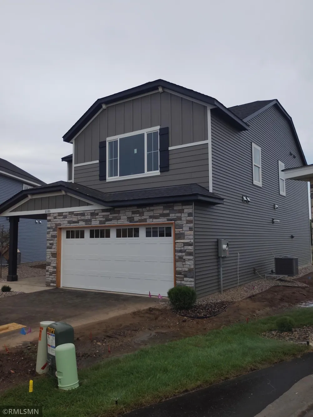 10593 Goodview Avenue S Cottage Grove, MN 55016