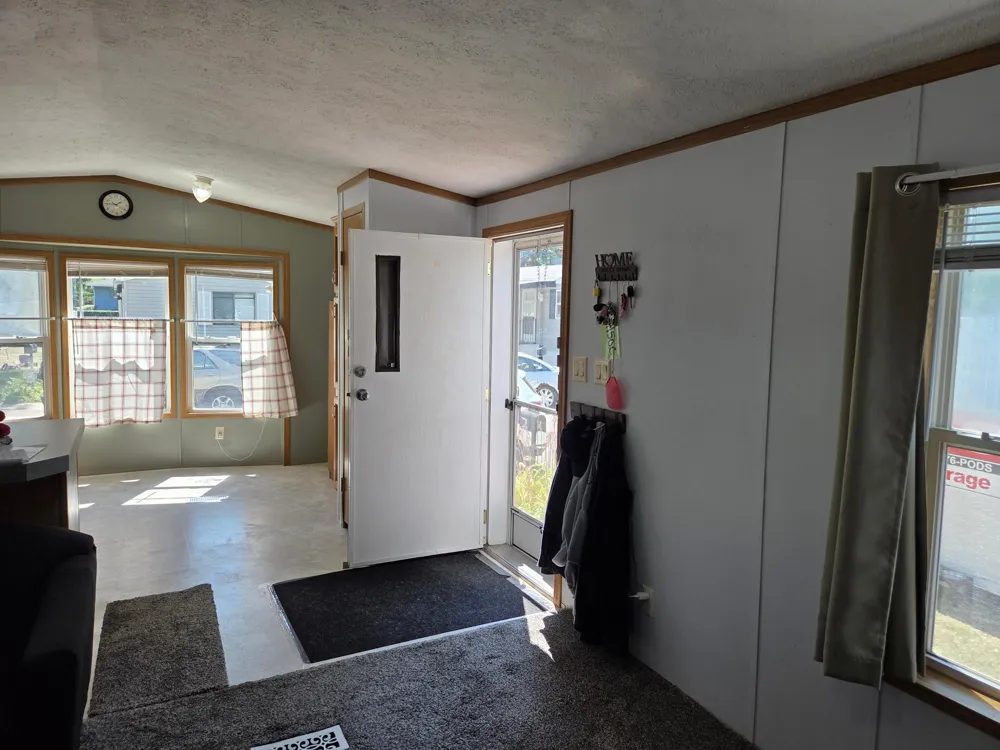 1150 Cessna Drive E New Brighton, MN 55112