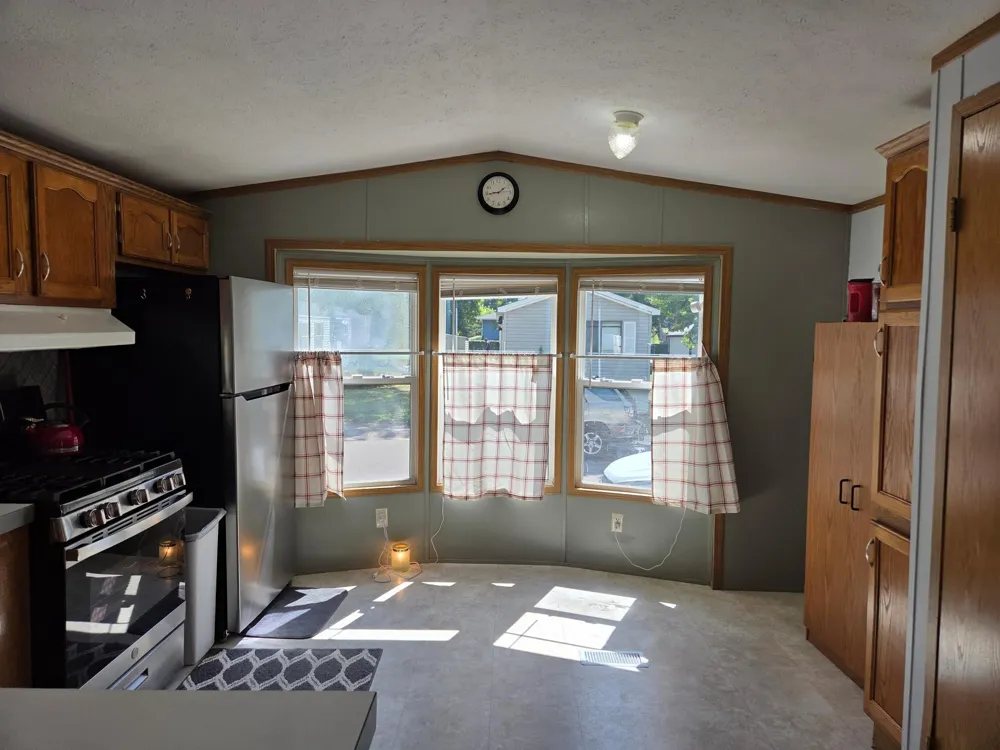 1150 Cessna Drive E New Brighton, MN 55112