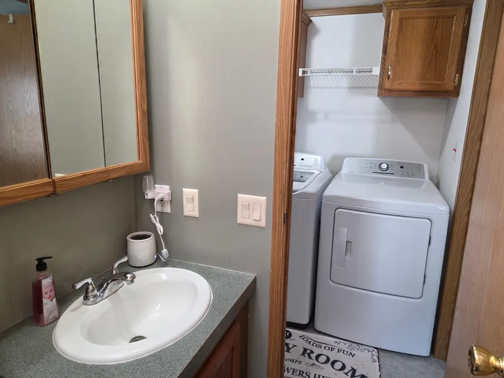 1150 Cessna Drive E New Brighton, MN 55112