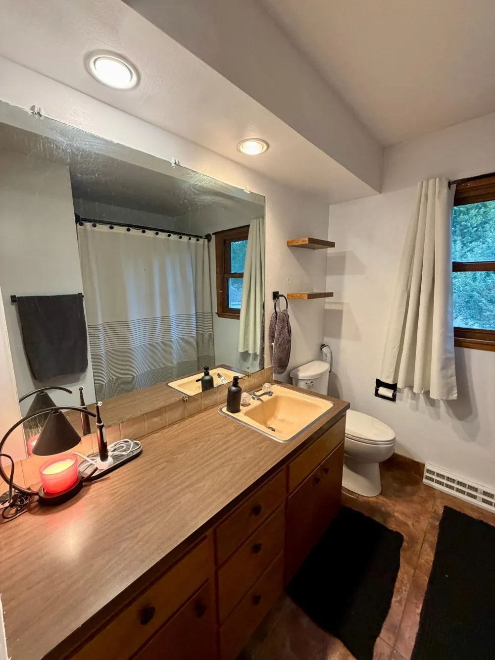 1018 Elm Street Luverne, MN 56156