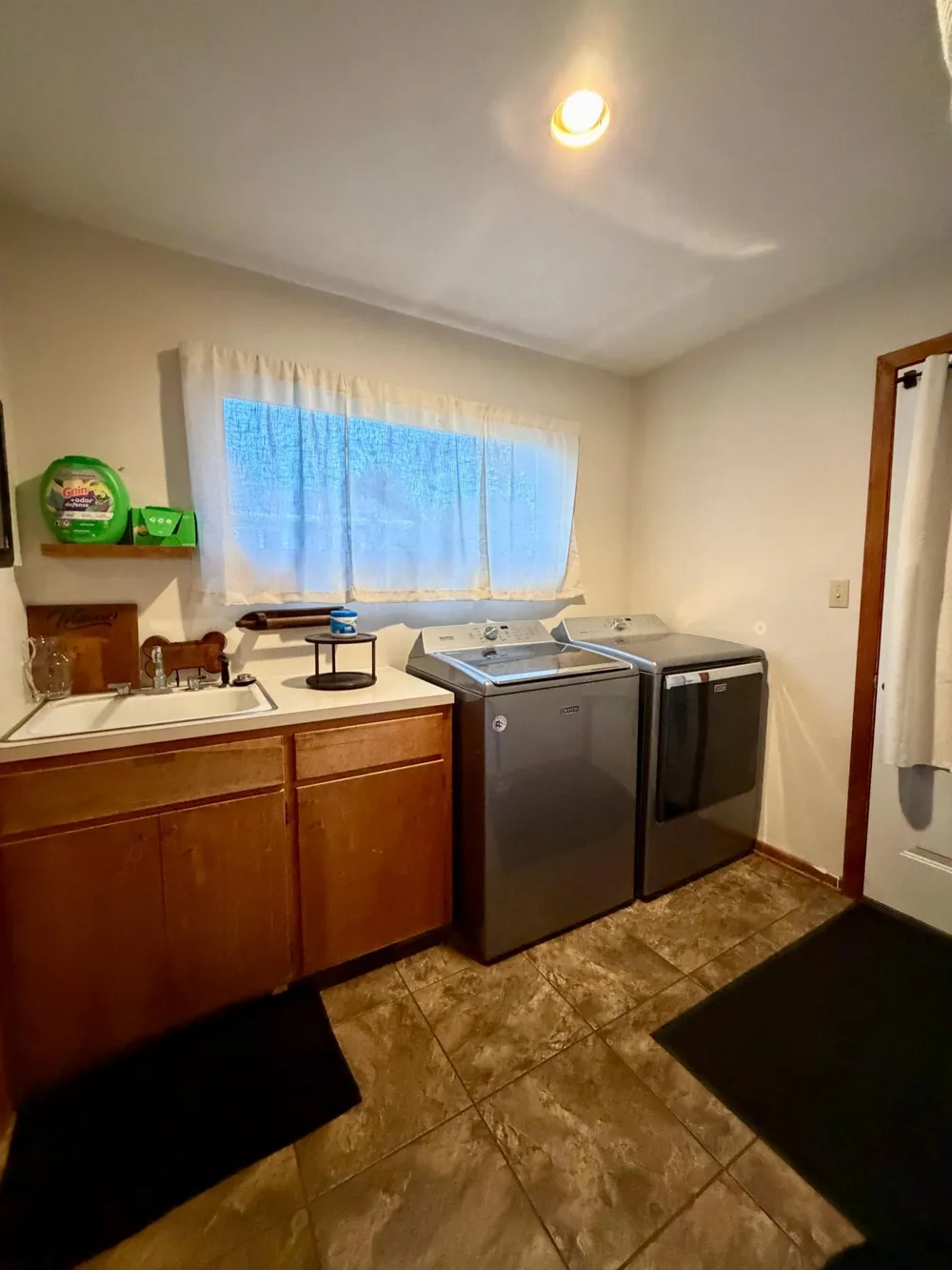 1018 Elm Street Luverne, MN 56156