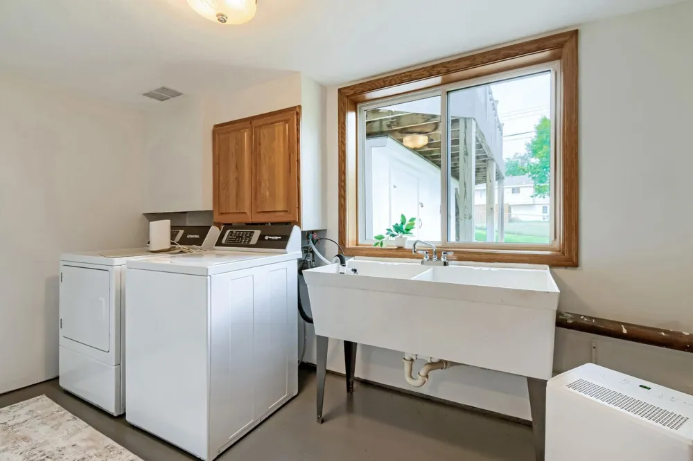 227 Dawn Avenue Shoreview, MN 55126