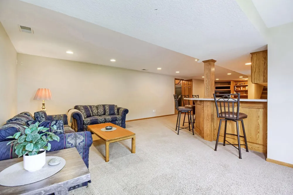 227 Dawn Avenue Shoreview, MN 55126