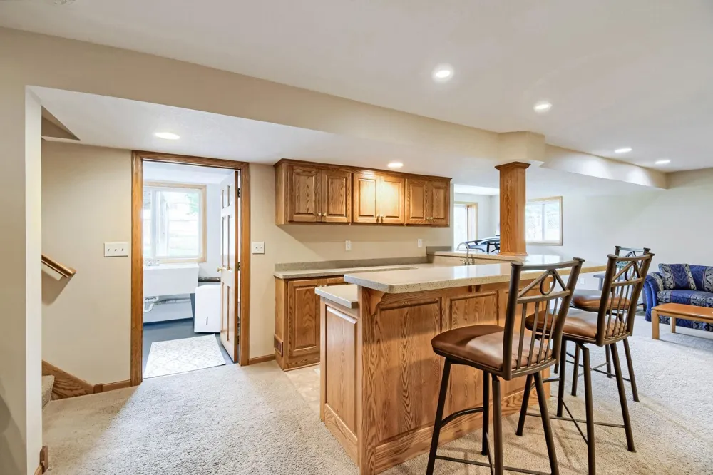 227 Dawn Avenue Shoreview, MN 55126