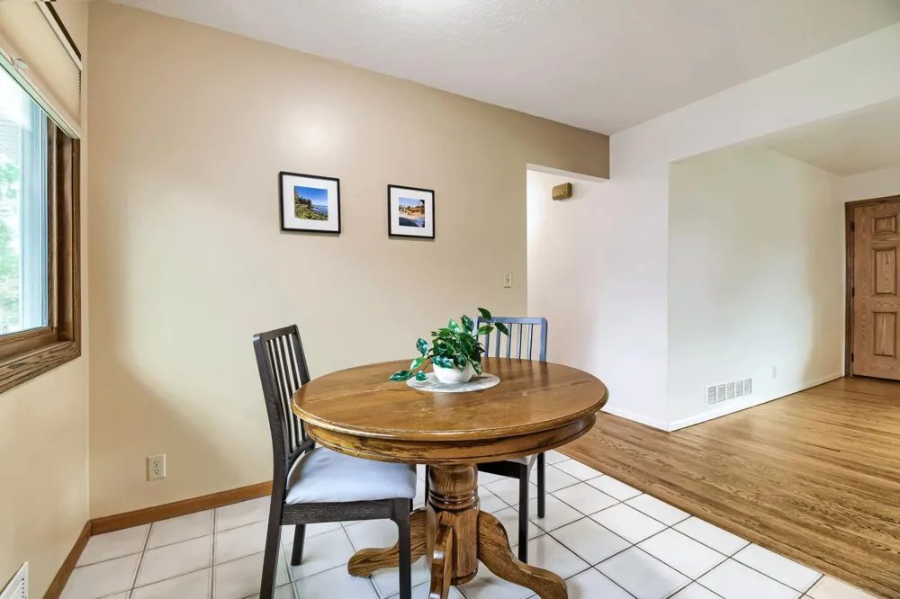 227 Dawn Avenue Shoreview, MN 55126