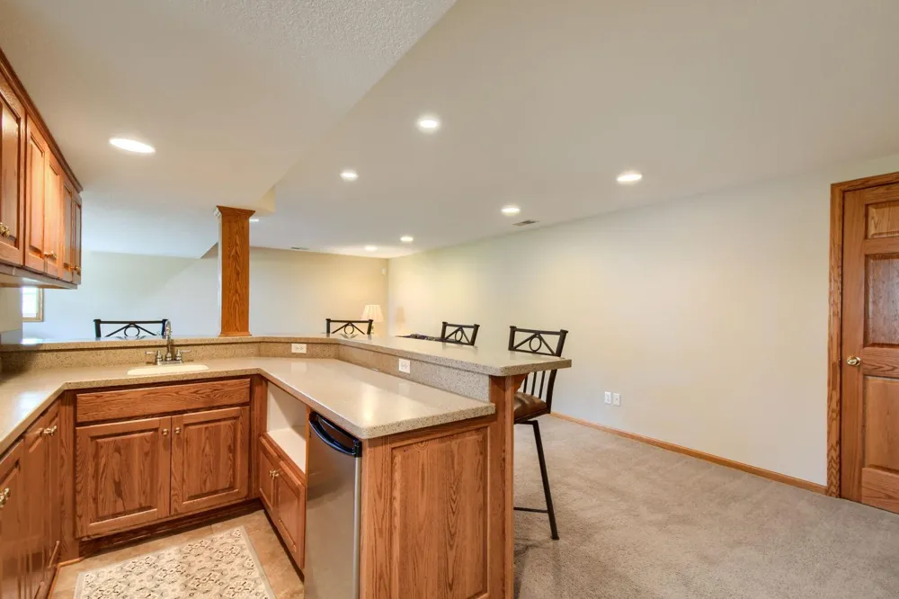 227 Dawn Avenue Shoreview, MN 55126
