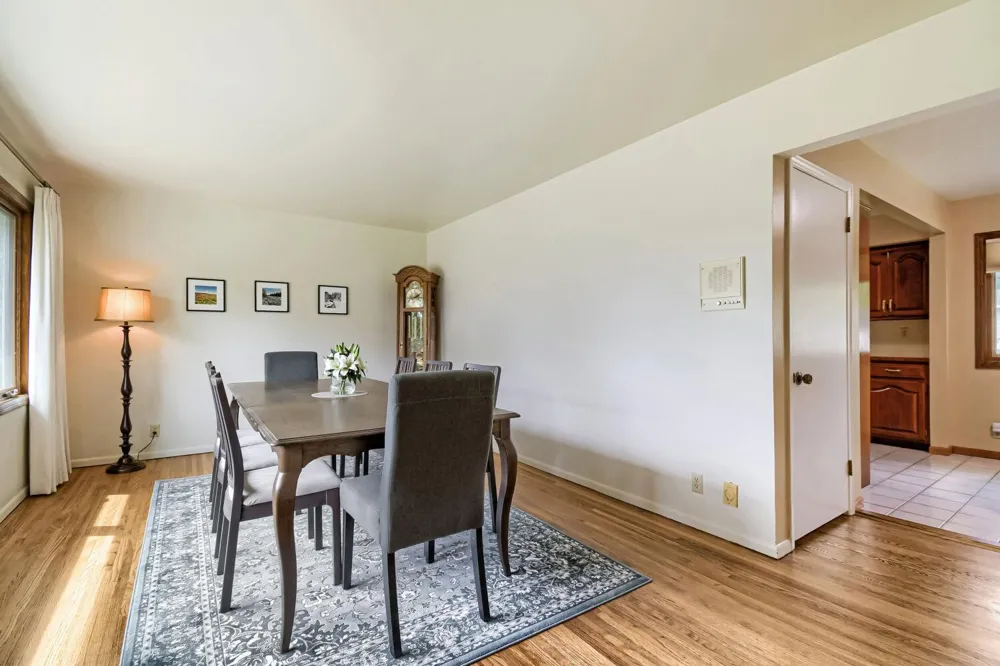 227 Dawn Avenue Shoreview, MN 55126