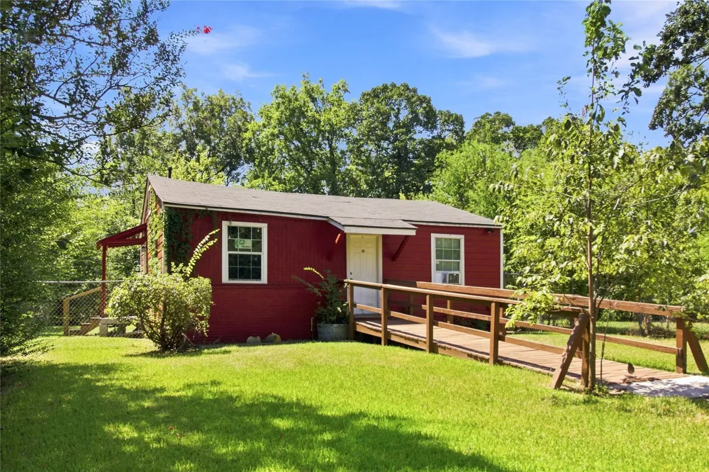 1707 Dakar Street Shreveport, LA 71107