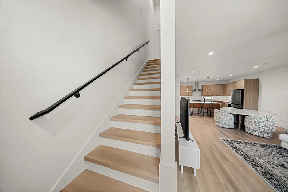 2166 Lovedale Avenue #102 Dallas, TX 75235