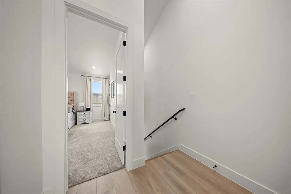 2166 Lovedale Avenue #102 Dallas, TX 75235