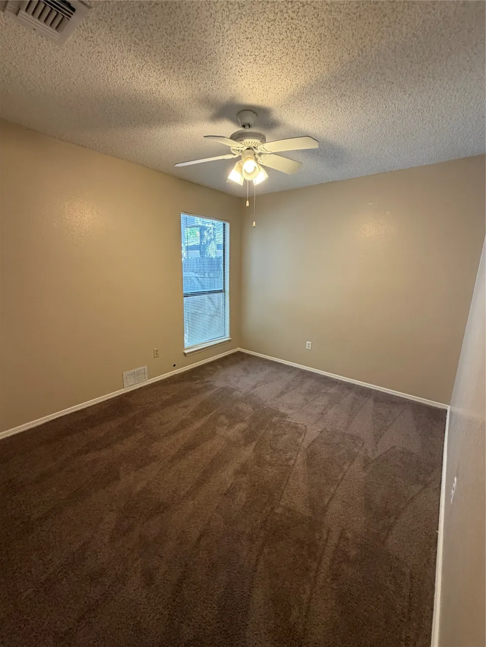 425 Horse Shoe Bend Mesquite, TX 75149