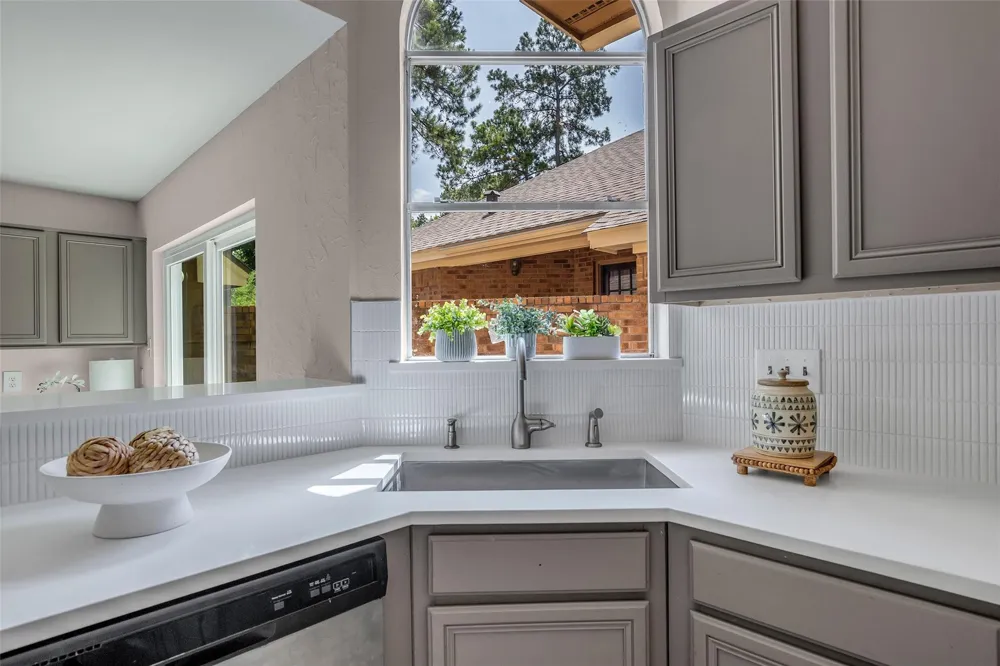 22 Cedar Chase Place The Woodlands, TX 77381