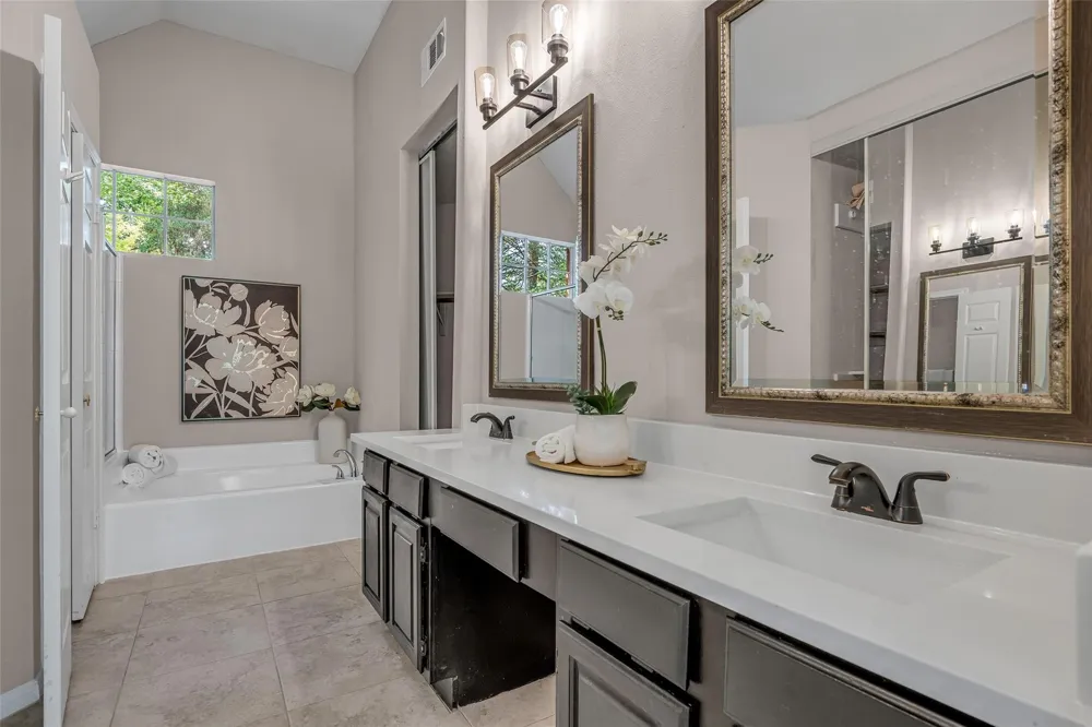 22 Cedar Chase Place The Woodlands, TX 77381