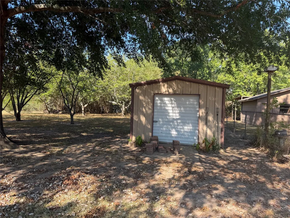 513 Meadowlark Lane Durant, OK 74701