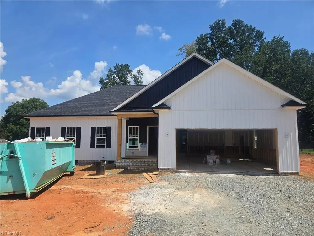 2850 Leonard Road Lexington, NC 27295