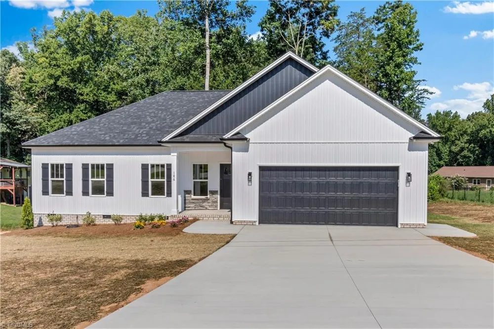 2850 Leonard Road Lexington, NC 27295