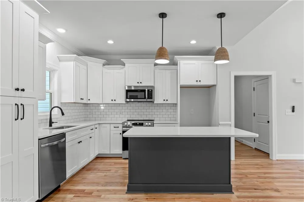 2850 Leonard Road Lexington, NC 27295