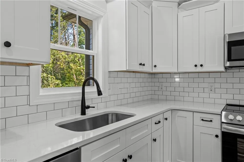 2850 Leonard Road Lexington, NC 27295