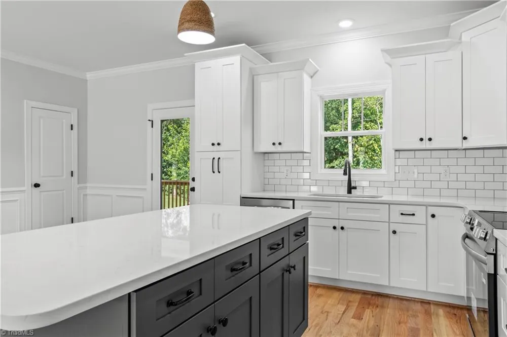 2850 Leonard Road Lexington, NC 27295
