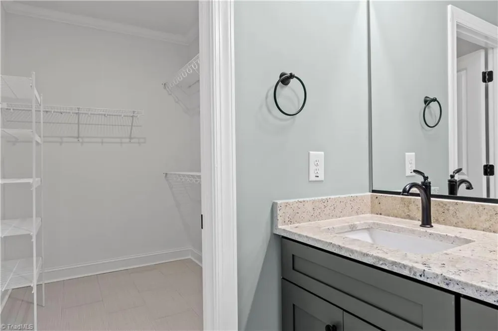 2850 Leonard Road Lexington, NC 27295