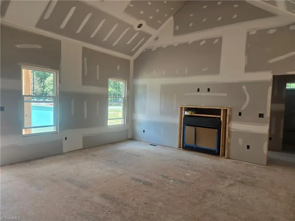 2850 Leonard Road Lexington, NC 27295