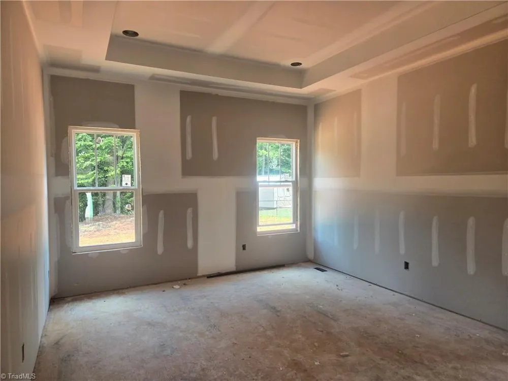 2850 Leonard Road Lexington, NC 27295
