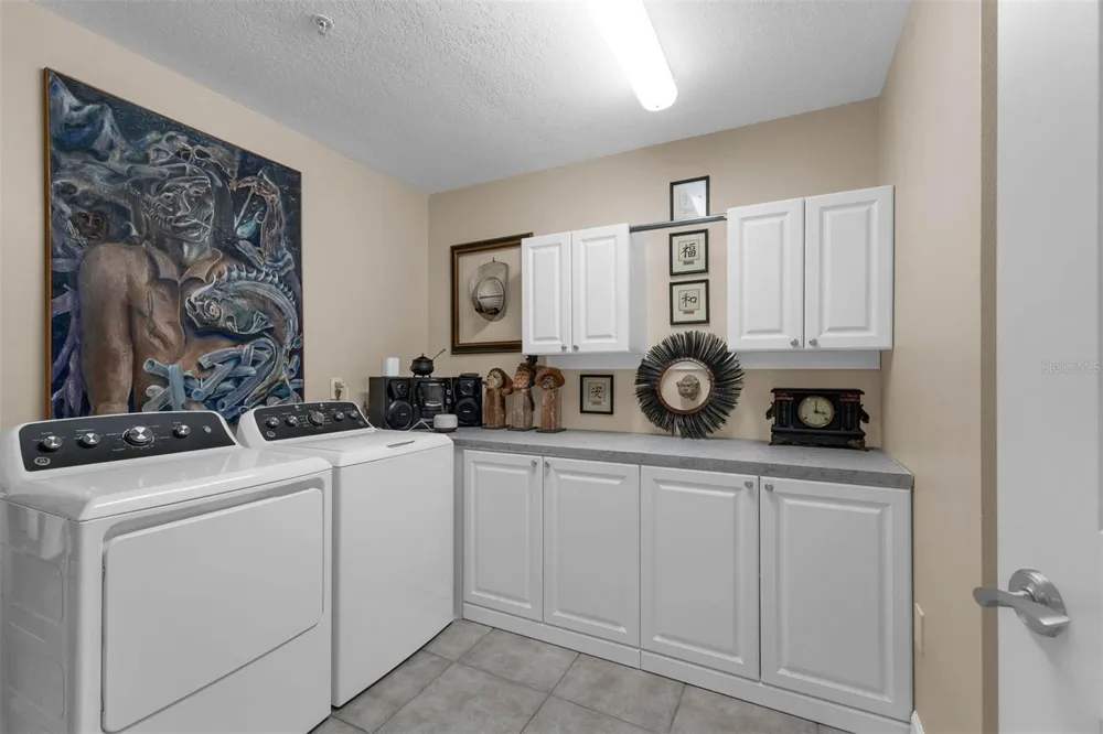 100 S EOLA DRIVE #1005 Orlando, FL 32801