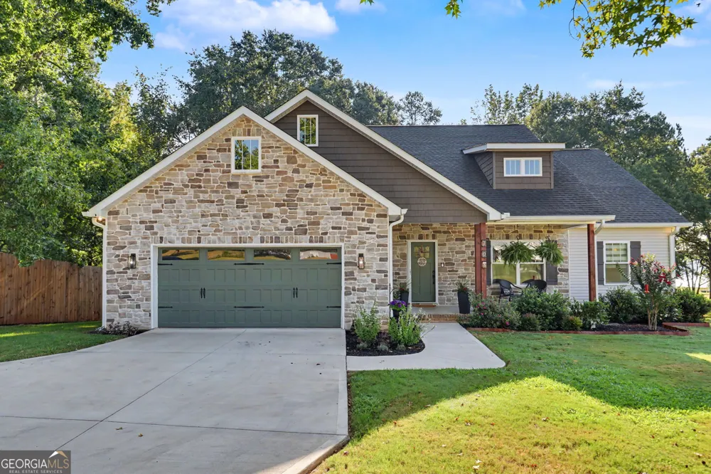 701 Coneross Creek RD Seneca, SC 29678