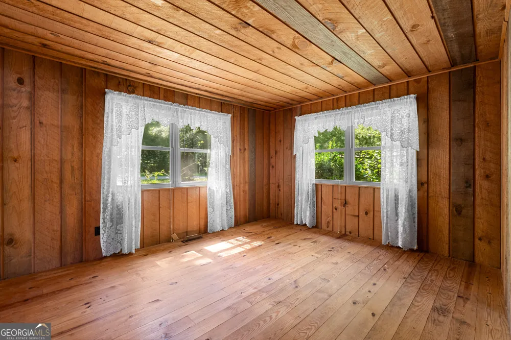 30 Peachtree DR Sharpsburg, GA 30277