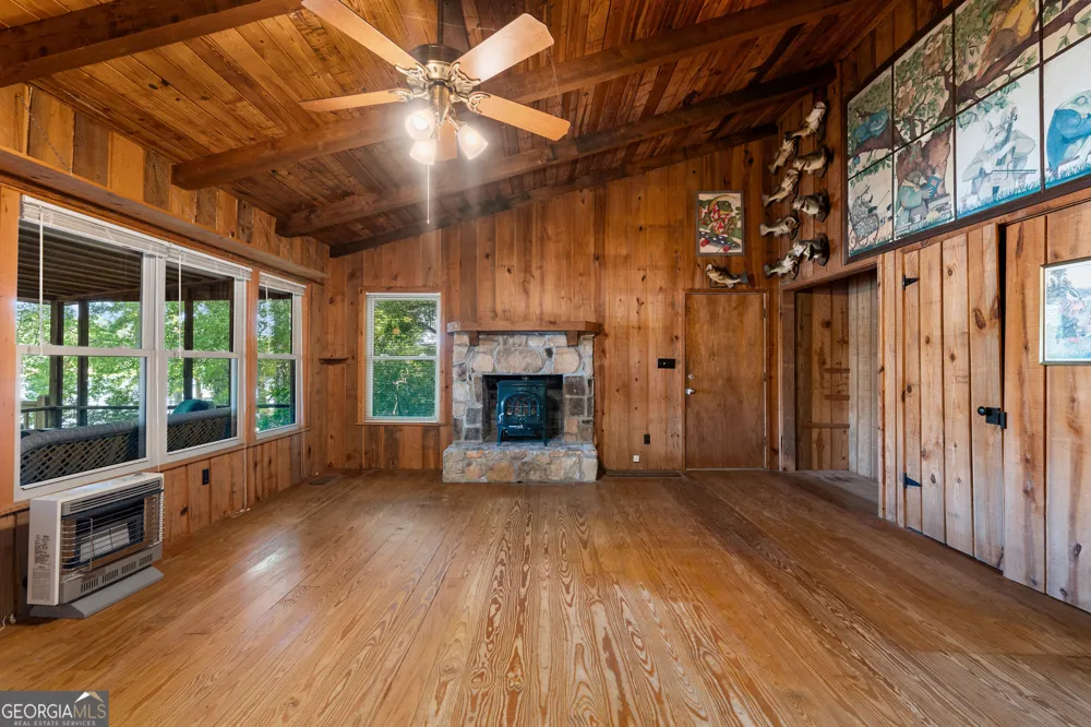30 Peachtree DR Sharpsburg, GA 30277
