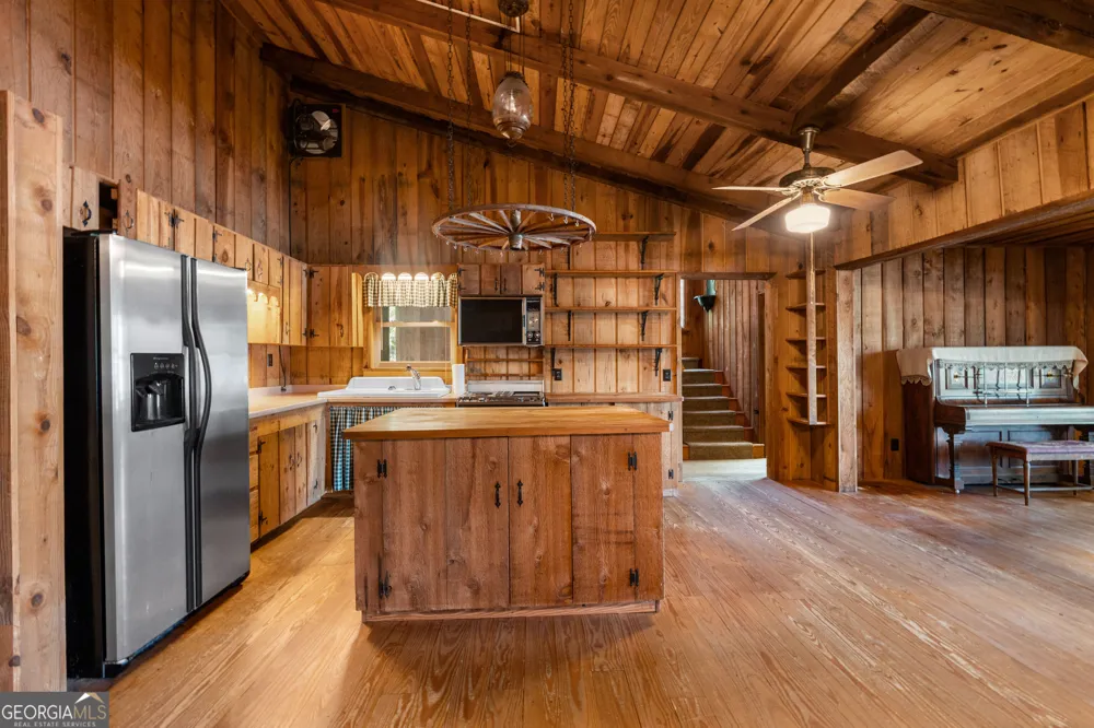30 Peachtree DR Sharpsburg, GA 30277