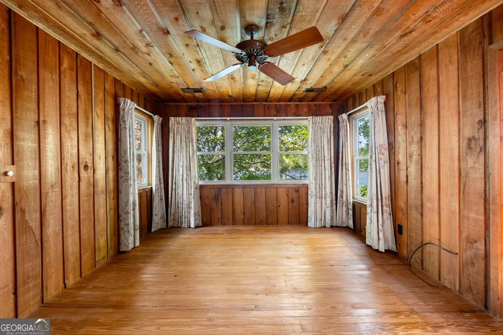 30 Peachtree DR Sharpsburg, GA 30277