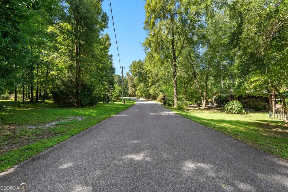 30 Peachtree DR Sharpsburg, GA 30277
